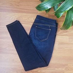 SALE 5/$20🎉Mossimo Mid-Rise Denim Legging